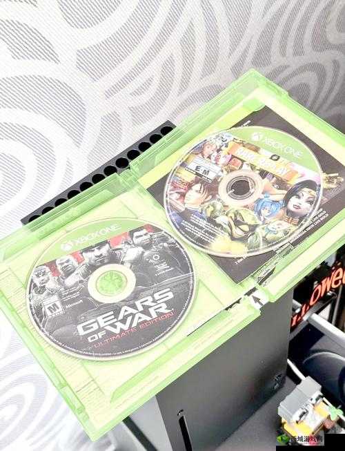 日版 XBOX 放碟片畅享游戏精彩时刻